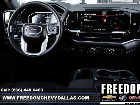 Used 2025 GMC Sierra 1500 SLT image 14