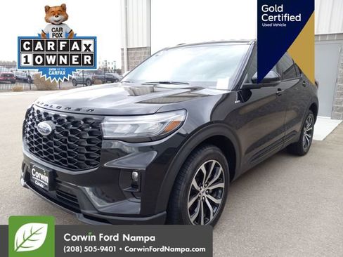 Certified 2025 Ford Explorer ST-Line image 9