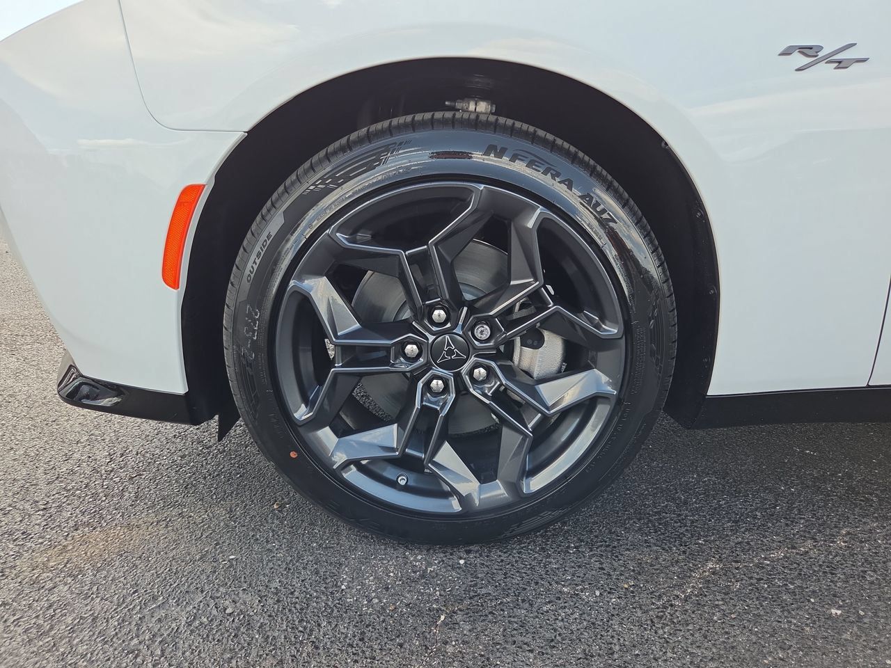 New 2026 Dodge Charger R/T w/ Blacktop Package AWD/4WD image 9