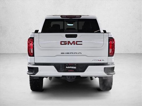 Used 2022 GMC Sierra 1500 AT4X image 7