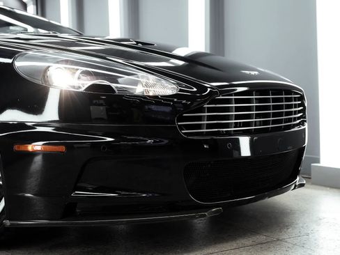 Used 2009 Aston Martin DBS Coupe 2D image 34