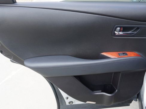 Used 2011 Lexus RX 350 2WD w/ Premium Pkg image 31