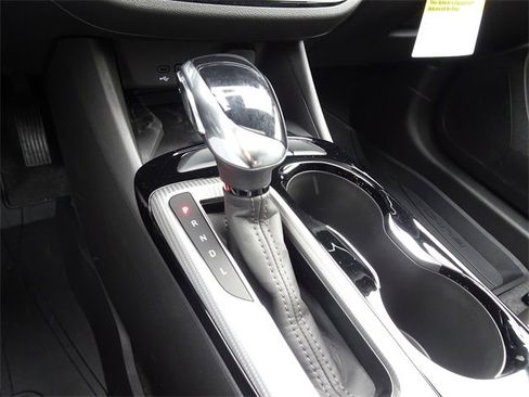 New 2026 Buick Envista Avenir image 18