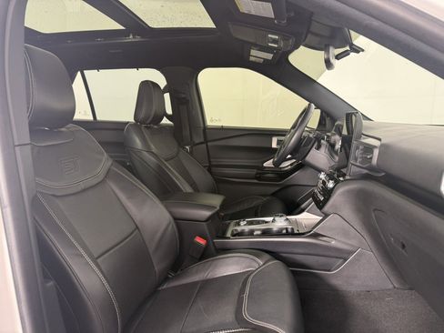 Used 2021 Ford Explorer ST w/ Equipment Group 401A AWD/4WD image 10