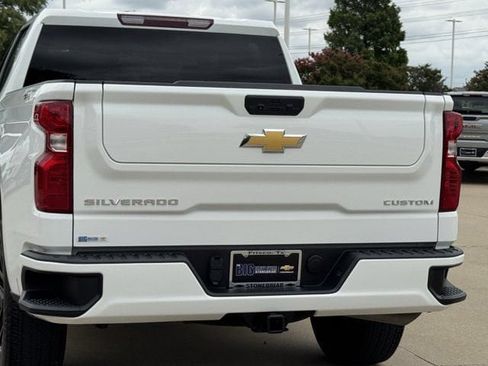 Used 2024 Chevrolet Silverado 1500 Custom AWD/4WD image 8