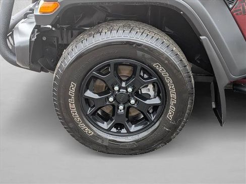 Used 2021 Jeep Wrangler Unlimited Sport image 23