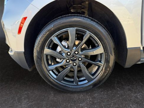 Certified 2022 Chevrolet Equinox RS image 9