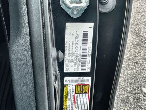 Used 2022 Toyota Tundra Platinum image 31