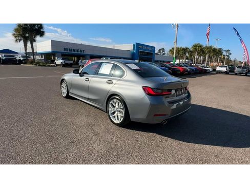 Used 2025 BMW 330i Sedan image 4