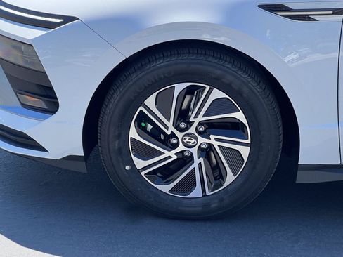 Certified 2026 Hyundai Sonata Blue FWD image 13