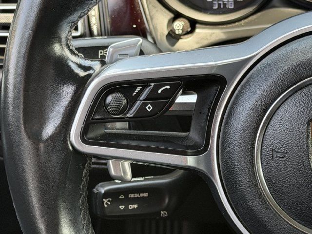 Used 2020 Porsche Macan AWD/4WD image 12