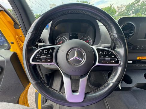 Used 2021 Mercedes-Benz Sprinter 2500 w/ Acoustic Package image 24