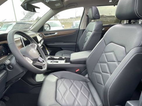 New 2026 Volkswagen Atlas SE FWD image 20