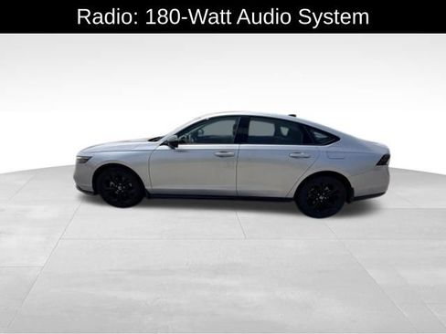 Used 2025 Honda Accord SE image 4