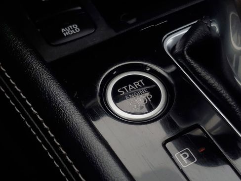 Used 2021 Nissan Kicks SR w/ SR Premium Package image 19