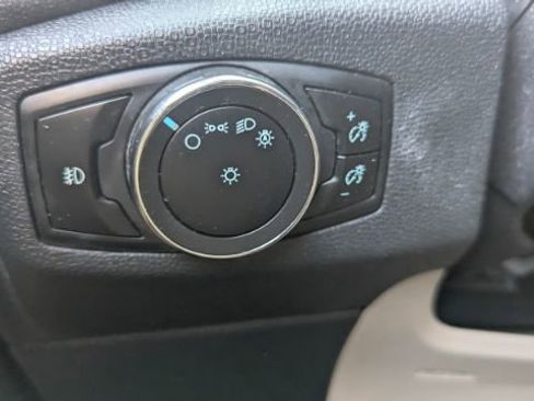 Used 2019 Ford EcoSport SE image 31