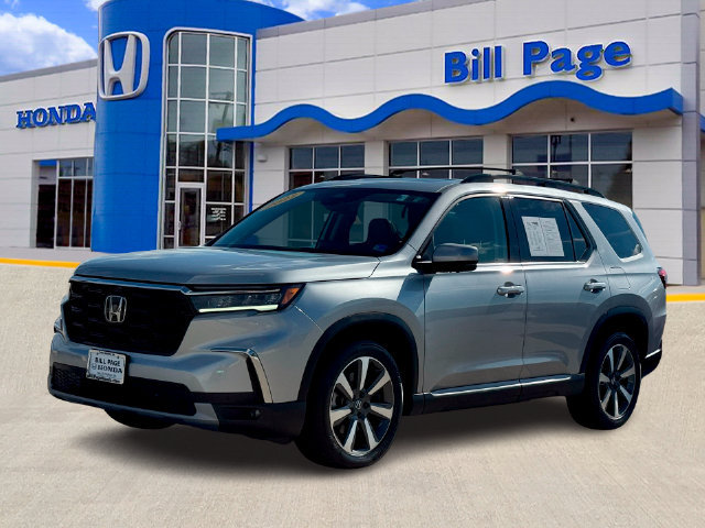 Used 2023 Honda Pilot Elite image 2