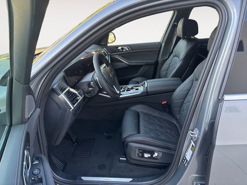Used 2026 BMW X5 xDrive40i image 21