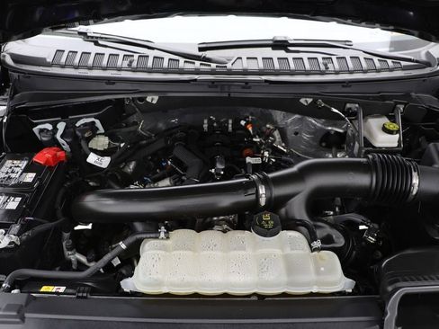 Used 2025 Lincoln Navigator Reserve AWD/4WD image 32