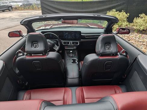 Used 2025 Ford Mustang GT Premium RWD image 25