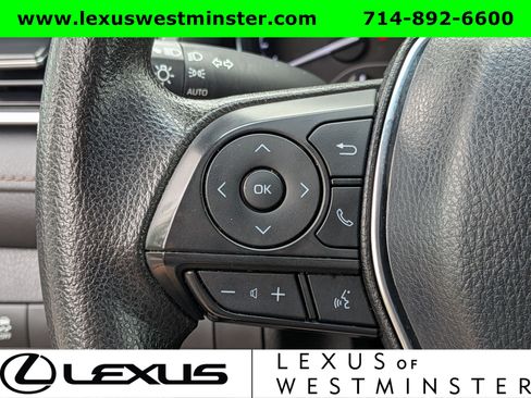Used 2018 Toyota Camry LE FWD image 22