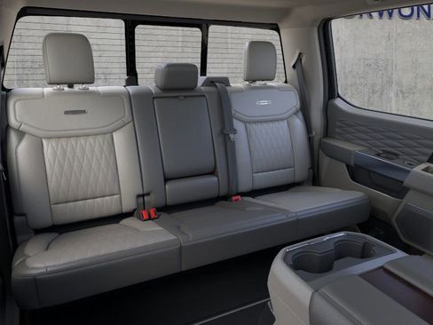 New 2026 Ford F450 Platinum w/ Platinum Plus Package image 13