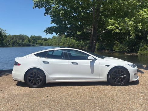 Used 2022 Tesla Model S AWD/4WD image 3