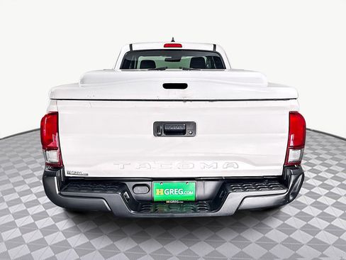 Used 2020 Toyota Tacoma SR image 8
