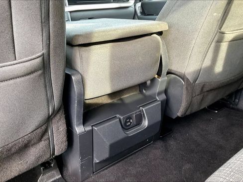 Used 2021 Ford F150 XLT AWD/4WD image 10