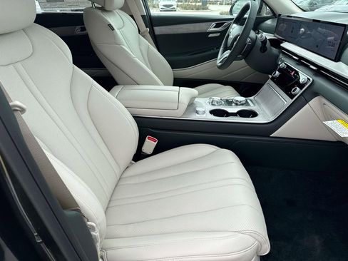New 2026 Genesis GV80 2.5T Select image 14