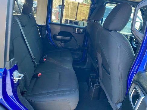 Used 2020 Jeep Wrangler Unlimited Sport image 18