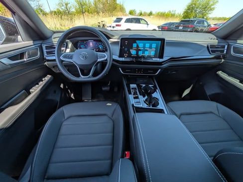 New 2026 Volkswagen Atlas Cross Sport SEL AWD/4WD image 7