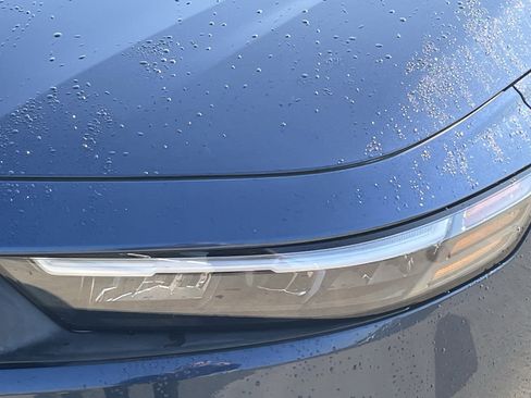 Used 2023 Honda Accord EX image 14