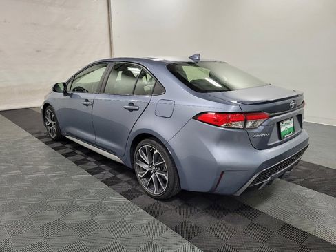 Used 2021 Toyota Corolla SE FWD image 3