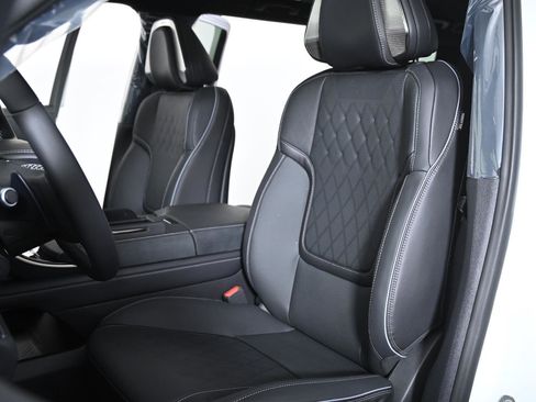 New 2026 INFINITI QX80 Autograph image 25