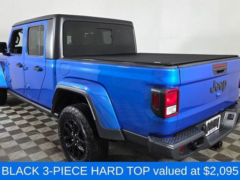 Used 2023 Jeep Gladiator Sport image 7
