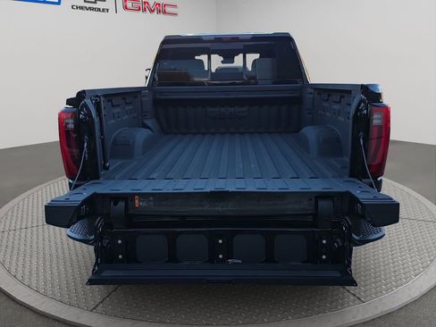 New 2025 GMC Sierra 2500 Denali w/ Denali Reserve Package image 32