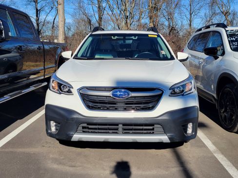 Certified 2021 Subaru Outback Limited image 2