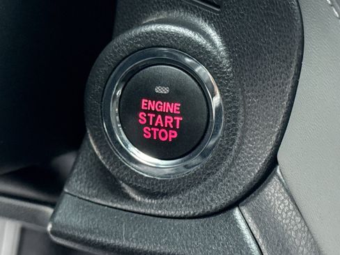 Used 2025 Subaru Outback Onyx Edition image 21