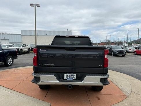 Used 2023 Chevrolet Silverado 1500 LT AWD/4WD image 5