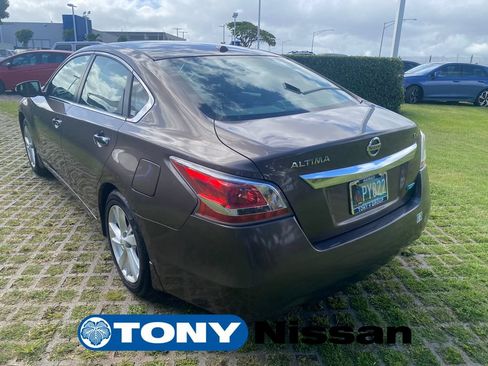 Used 2014 Nissan Altima 2.5 SV w/ Convenience Package FWD image 23