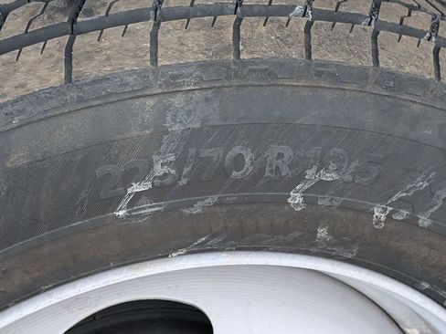 New 2025 Ford F550 4x4 Regular Cab Super Duty image 14