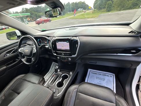 Used 2019 Chevrolet Traverse LT w/ LT Premium Package AWD/4WD image 61
