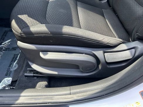 Used 2020 Hyundai Elantra Value Edition w/ Cargo Package (C1) FWD image 16