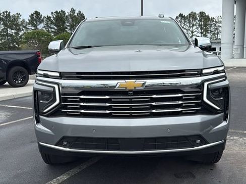 New 2026 Chevrolet Suburban Premier w/ Sun And Tow Package AWD/4WD image 2