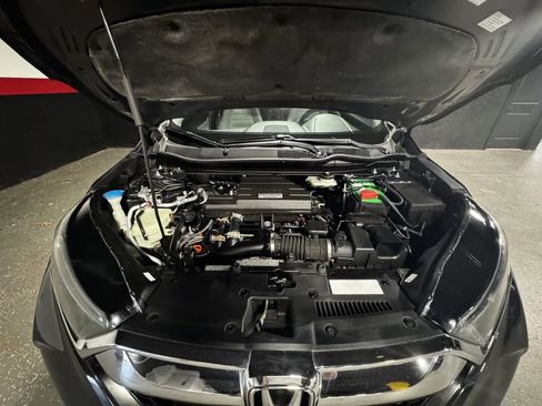 Used 2017 Honda CR-V EX image 9