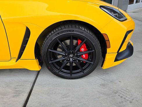 New 2026 Toyota GR86 YUZU Limited image 9