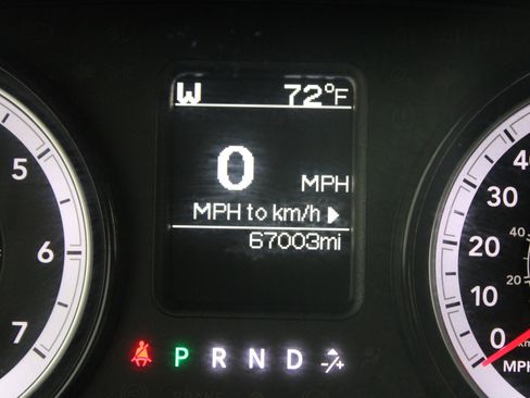 Used 2022 RAM 1500 Classic SLT image 11