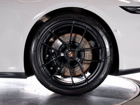 Used 2026 Porsche 911 Targa 4 GTS image 12