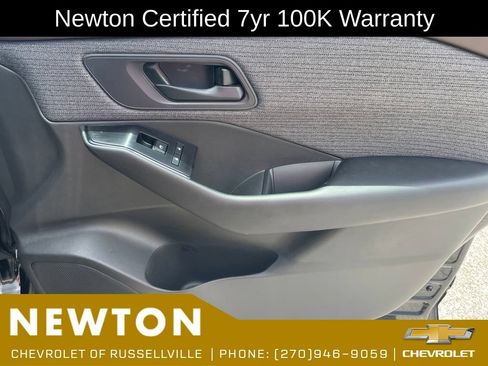 Used 2023 Nissan Rogue S FWD image 24